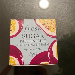 Fresh Sugar Hydrating Lip Balm (Passionfruit)